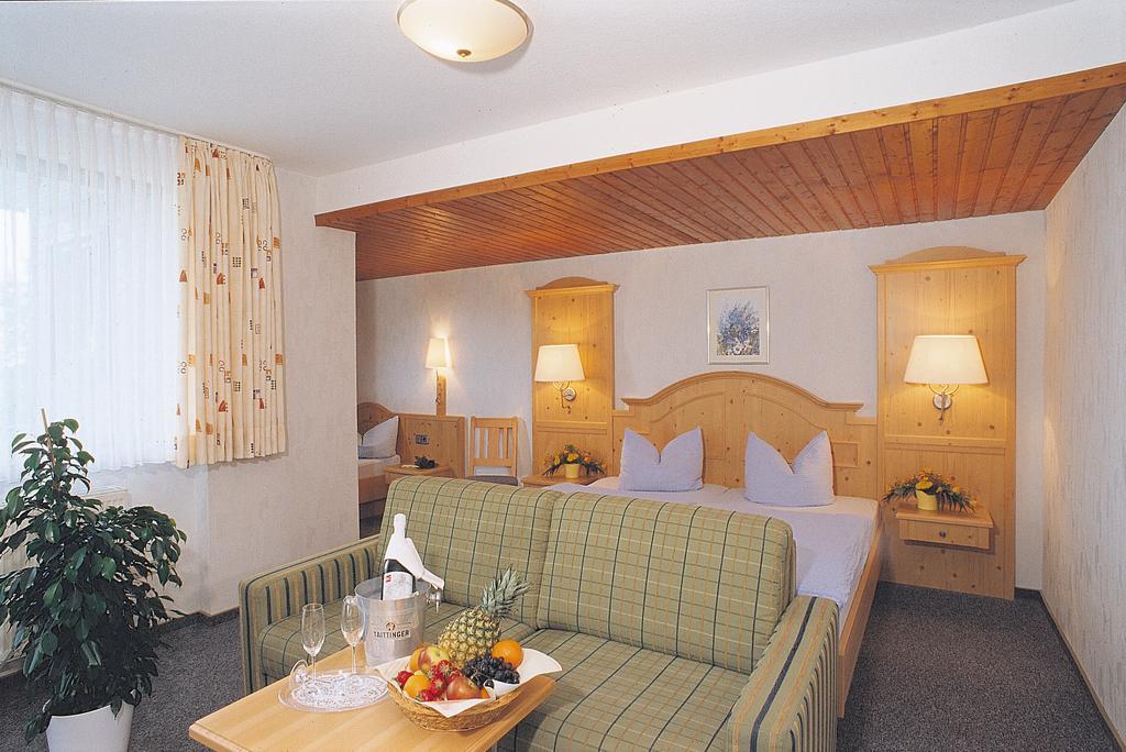 ホテル Ginsberger Heide Hilchenbach 部屋 写真